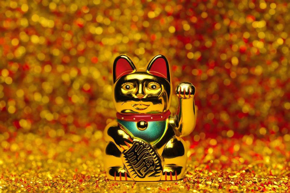 golden Maneki Neko Japan lucky cat 