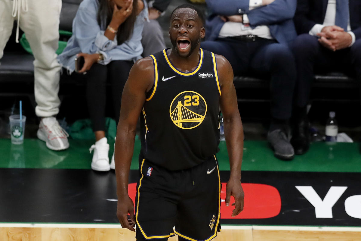 Draymond Green, CJ McCollum are double-dipping as player and media