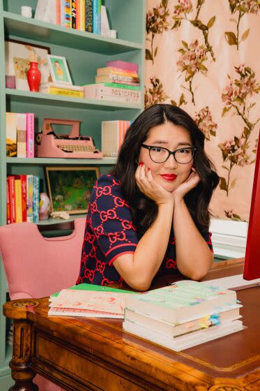 Jenny Han, writer of bestelling YA novel trilogies 'To All the Boys I've Loved Before' and 'The Summer I Turned Pretty'