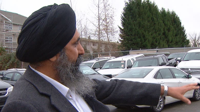 Metro Vancouver car sales booming thanks to weak loonie