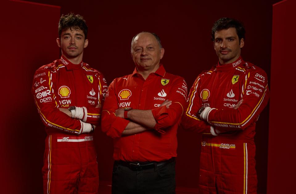 Carlos Sainz (right) reacts to Ferrari’s 2024 car (Scuderia Ferrari)
