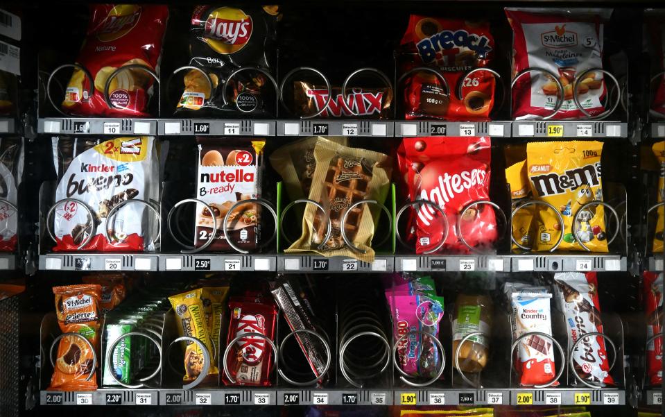 This photograph taken in Paris on February 1, 2023, shows snacks displayed in a vending machine on a commuter train's platform. (Photo by Emmanuel DUNAND / AFP) (Photo by EMMANUEL DUNAND/AFP via Getty Images)