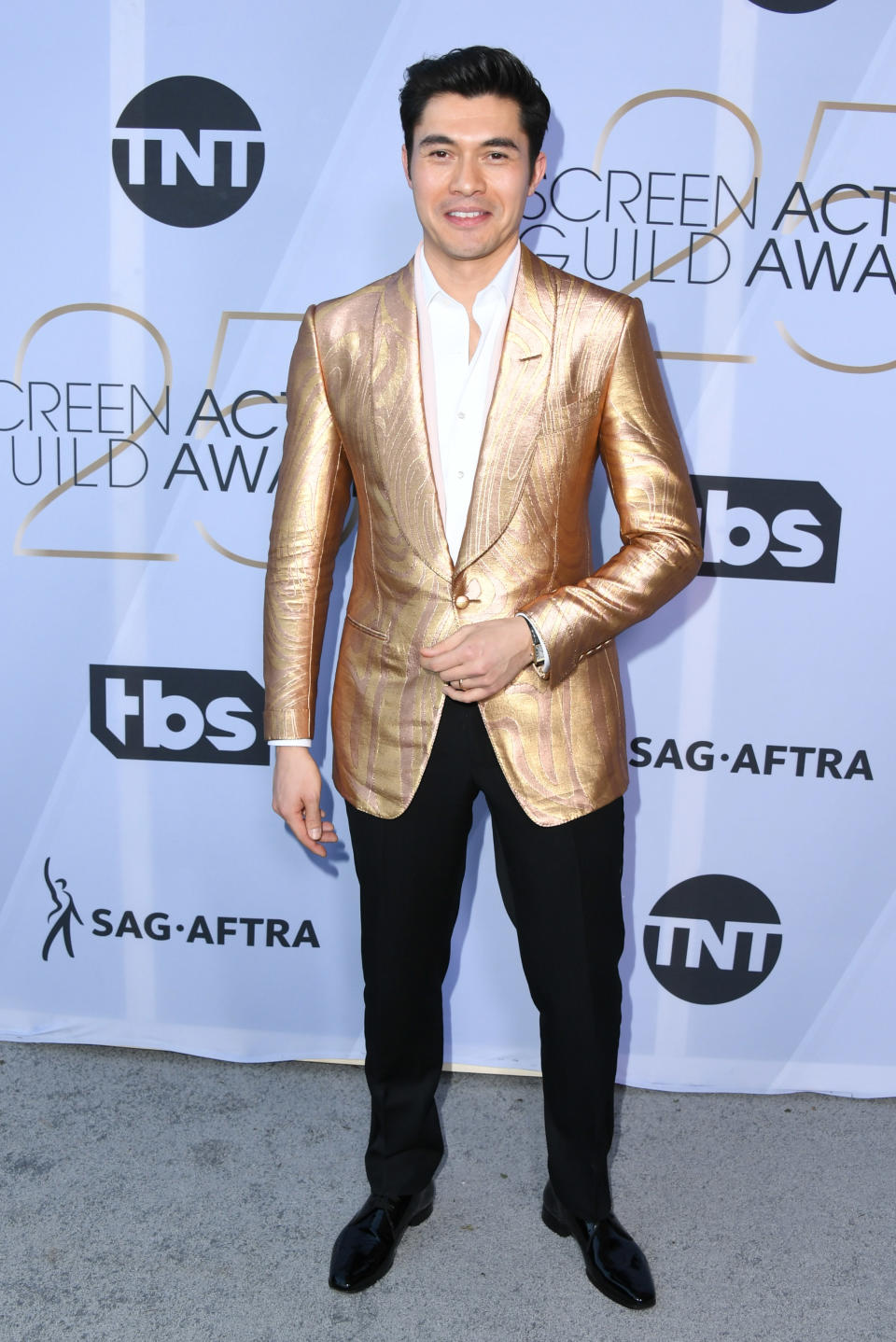 Henry Golding at the 2019 SAG Awards