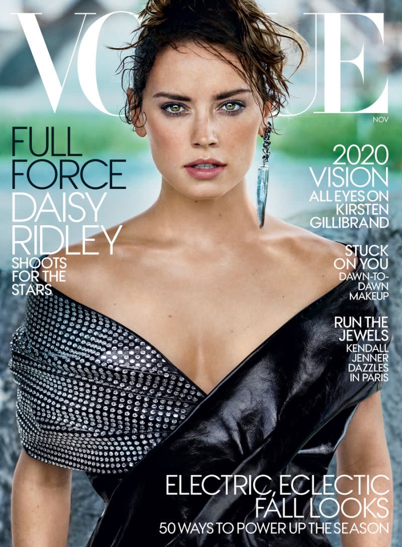 Daisy Ridley sieht auf dem Cover der Vogue feurig aus. (Bild: Mario Testino for Vogue Magazine)