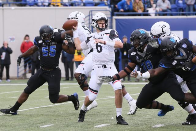 Cincinnati Bearcats football: UC closes spring with open QB battle