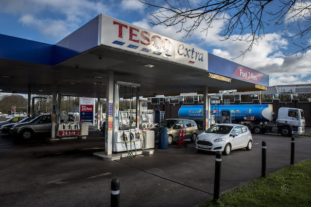 A Tesco Extra petrol station, Bristol. PRESS ASSOCIATION Photo. Picture date: Tuesday January, 6, 2015. Photo credit should read: Ben Birchall/PA Wire