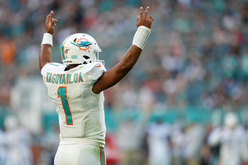 Miami Dolphins quarterback Tua Tagovailoa is completing 80% of his pass attempts over the last three weeks. (Jasen Vinlove/USA TODAY Sports)