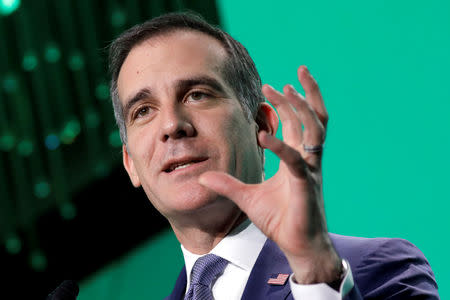 FILE PHOTO: Los Angeles Mayor Eric Garcetti delivers remarks at The United States Conference of Mayors winter meeting in Washington, U.S., January 24, 2019. REUTERS/Yuri Gripas/File Photo