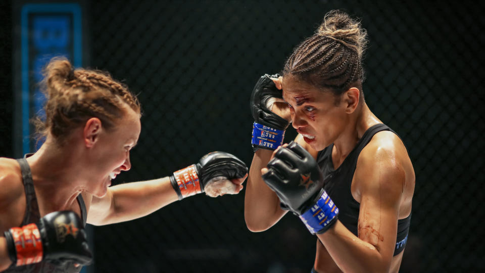 Halle Berry directs and stars in the new MMA-themed drama, Bruised. She sustained a rib injury during a fight sequence with professional fighter, Valentina Schevchenko (Photo: John Baer/Netflix) 
