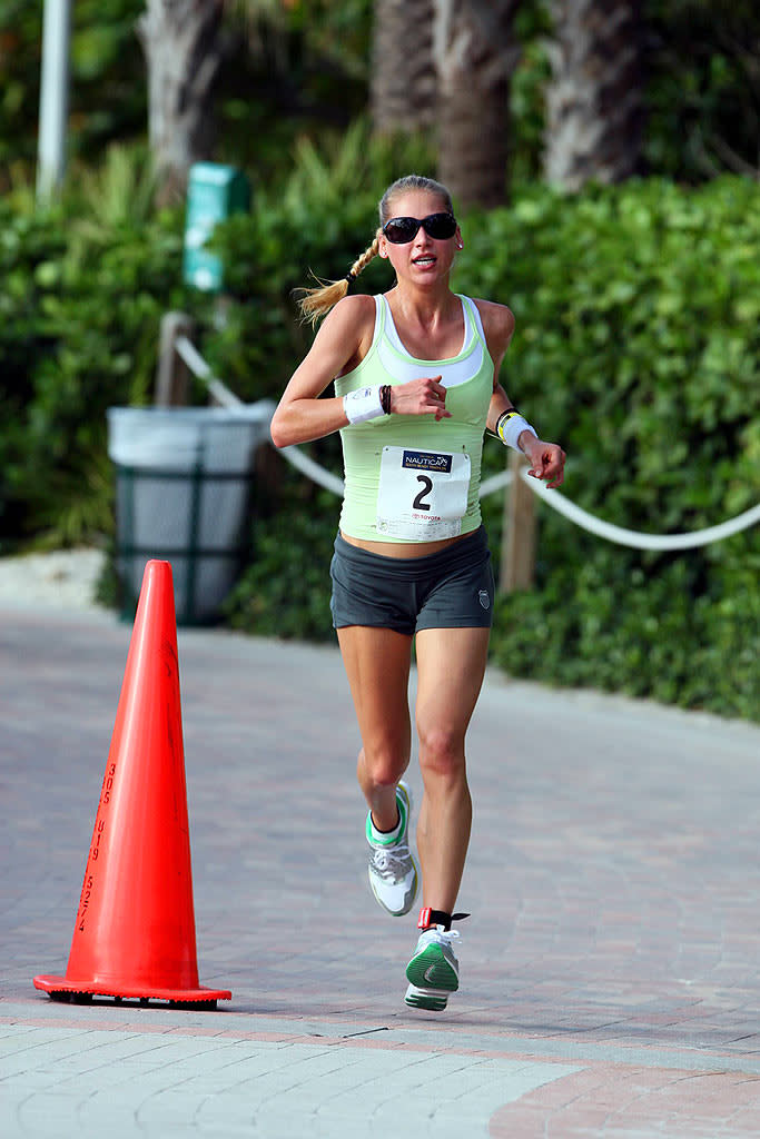 Kournikova A Running Miami