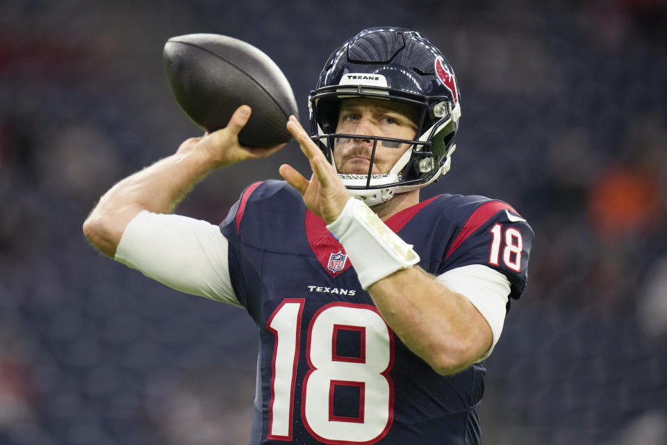 Houston Texans quarterback Case Keenum warms up before an NFL football game against the Cleveland Browns, Sunday, Dec. 24, 2023, in Houston. (AP Photo/Eric Christian Smith)