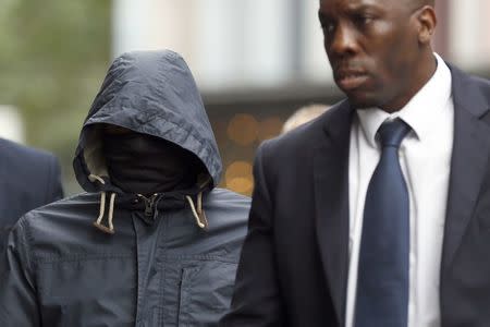 Former undercover reporter for the News of the World and the Sun on Sunday, Mazher Mahmood (L), arrives at the Old Bailey, in London, Britain September 19, 2016. REUTERS/Stefan Wermuth