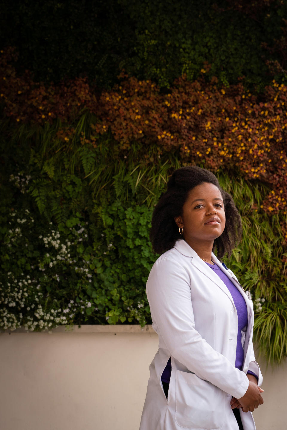 Jenna Lester, directora del programa de piel de color de la Universidad de California, campus San Francisco, en San Francisco, el 28 de agosto de 2020. (Sarahbeth Maney/The New York Times)