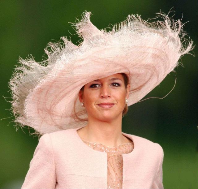 Máxima de Holanda la reina sombreros