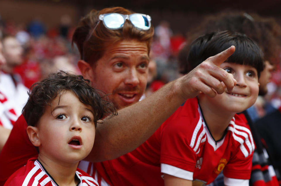 Football Soccer Britain - Leicester City v Manchester United - FA Community Shield - Wembley Stadium - 7/8/16 Manchester United fans before the match Reuters / Eddie Keogh Livepic EDITORIAL USE ONLY. No use with unauthorized audio, video, data, fixture lists, club/league logos or "live" services. Online in-match use limited to 45 images, no video emulation. No use in betting, games or single club/league/player publications. Please contact your account representative for further details.