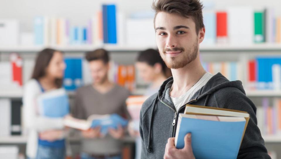 Aconcagua Energía ofrece becas para alumnos de escuelas secundarias técnicas, terciarios y universitarios