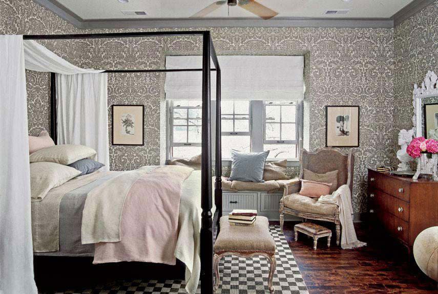 Juxtapose Pattern with Neutral Tones