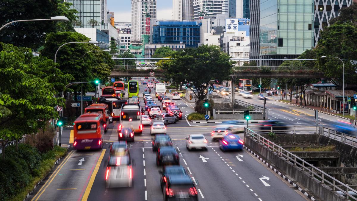 Driving in Singapore Now Costs $115,000 Before Even Buying a Car - Bloomberg