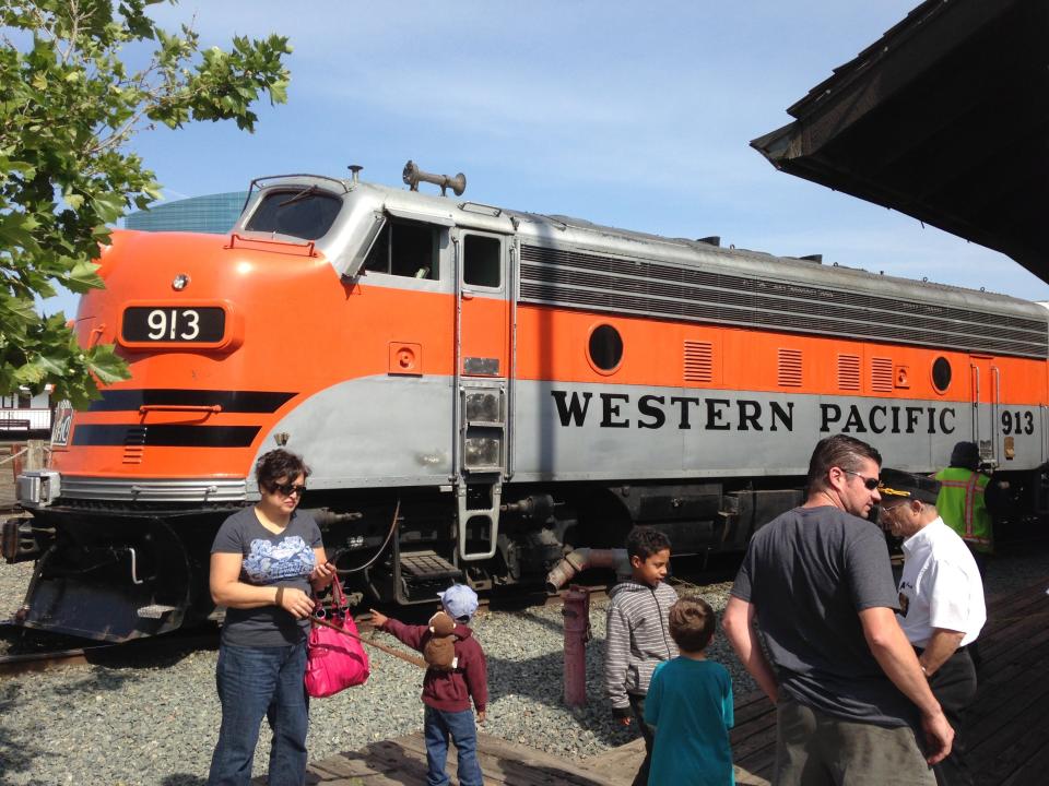 Western Pacific Railroad locomotive 913 delights visitors to the California Railroad Museum.