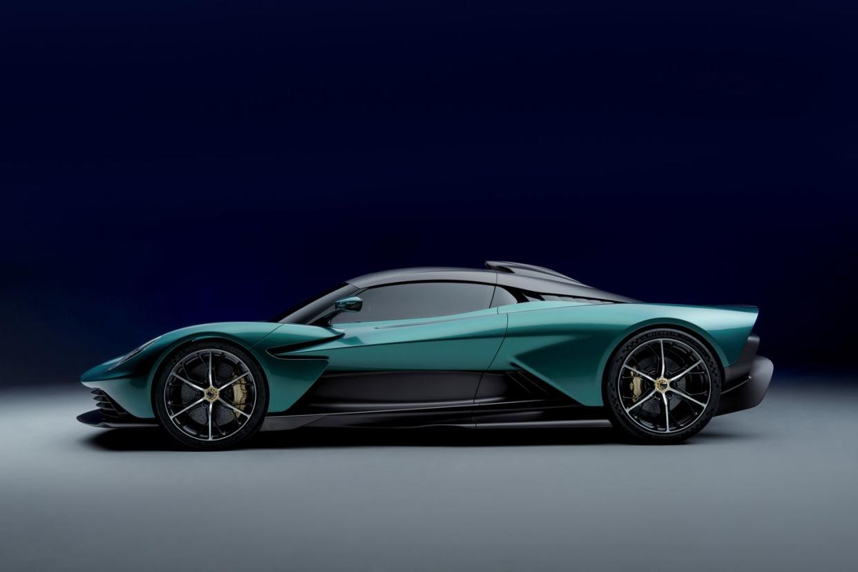 2022 aston martin valhalla