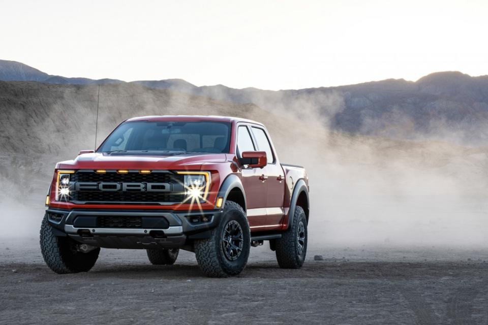 v8-ford-f-150-raptor