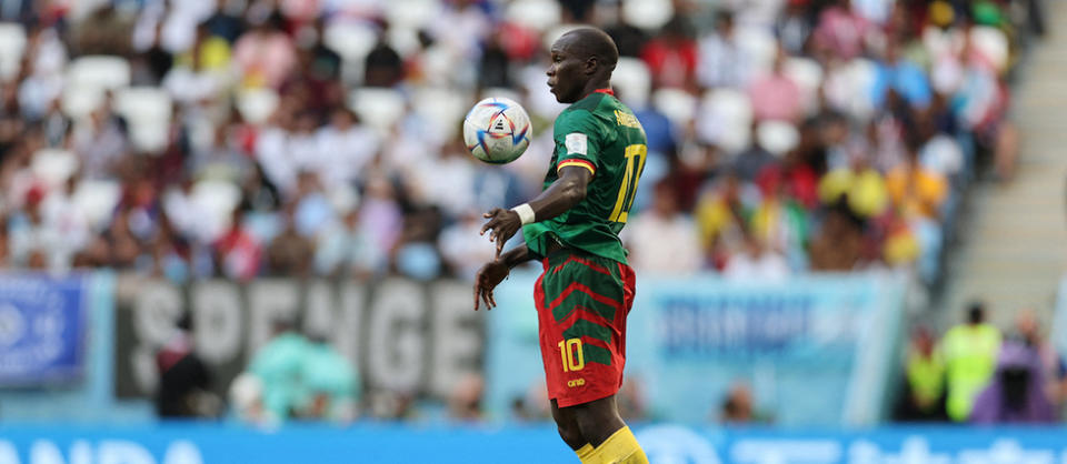 Sorti du banc à la 55e minute, Vincent Aboubakar a changé le cours de la rencontre entre le Cameroun et la Serbie, avec un but et une passe décisive.   - Credit:ADRIAN DENNIS / AFP