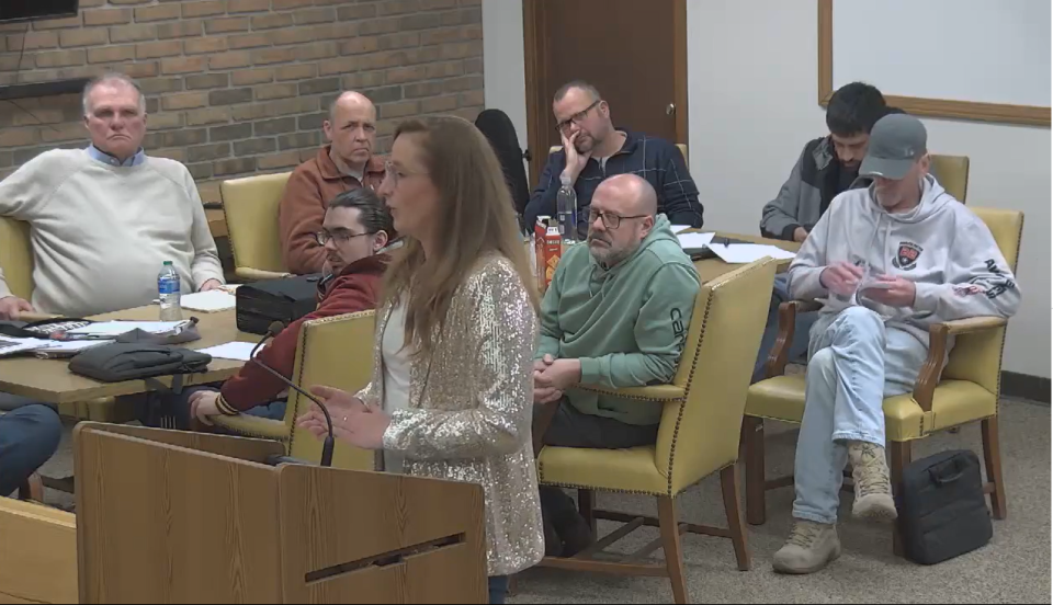 Jacqueline Vanek addresses the Bucyrus Platting Committee about changing an ordinance that prohibits use of a detached structure on residential property for business purposes.