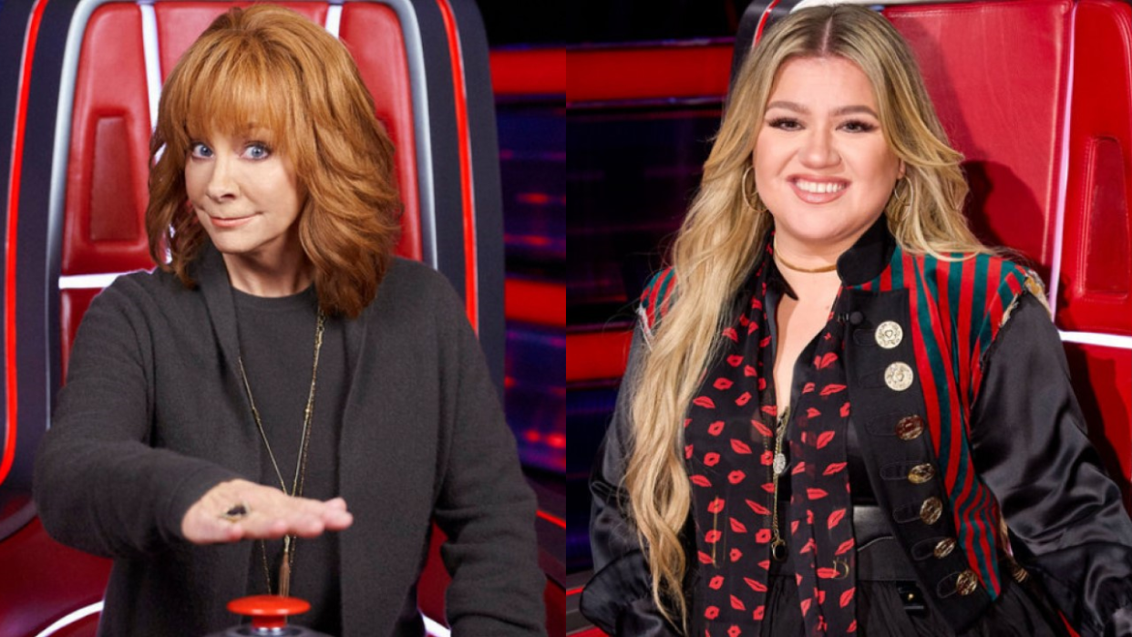  Reba McEntire and Kelly Clarkson on The Voice. 