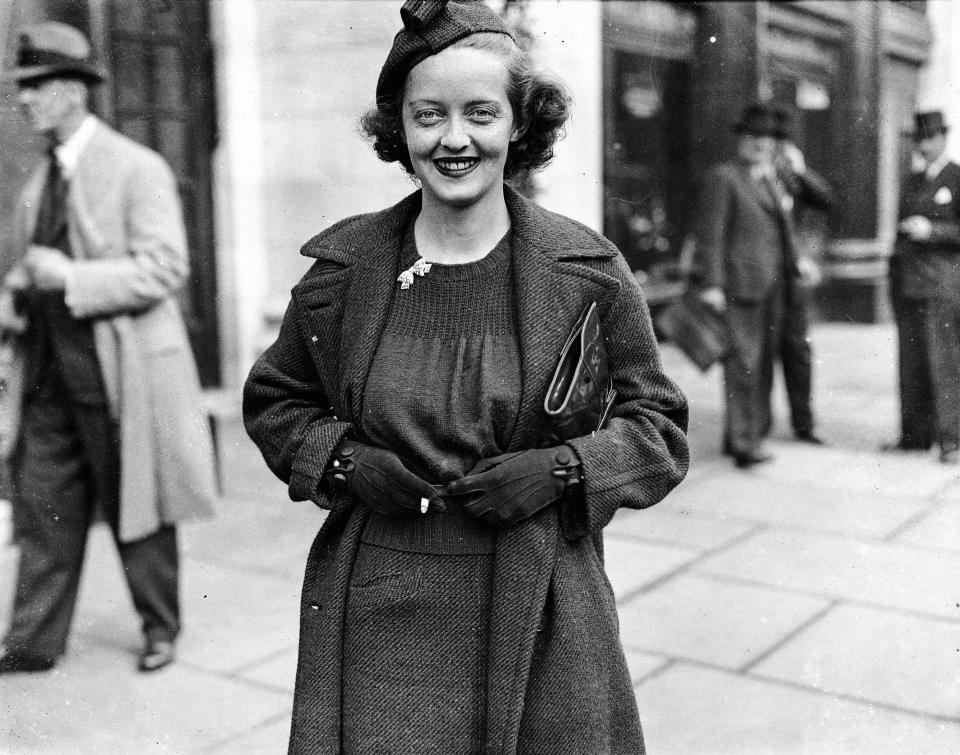 Bette Davis (1936)