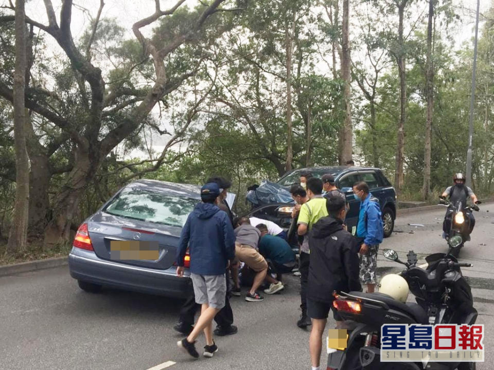 兩車車頭均嚴重損毀。 大埔 TAI PO Facebook 相片