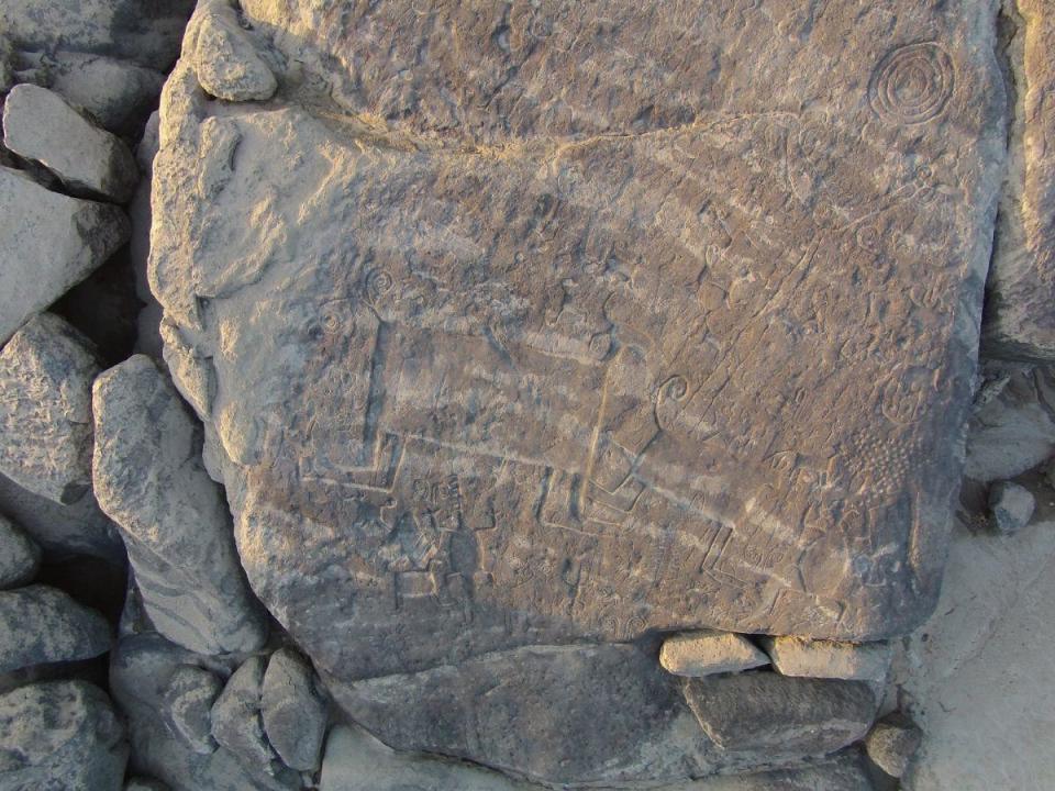 Arte rupestre monumental a orillas del Orinoco.