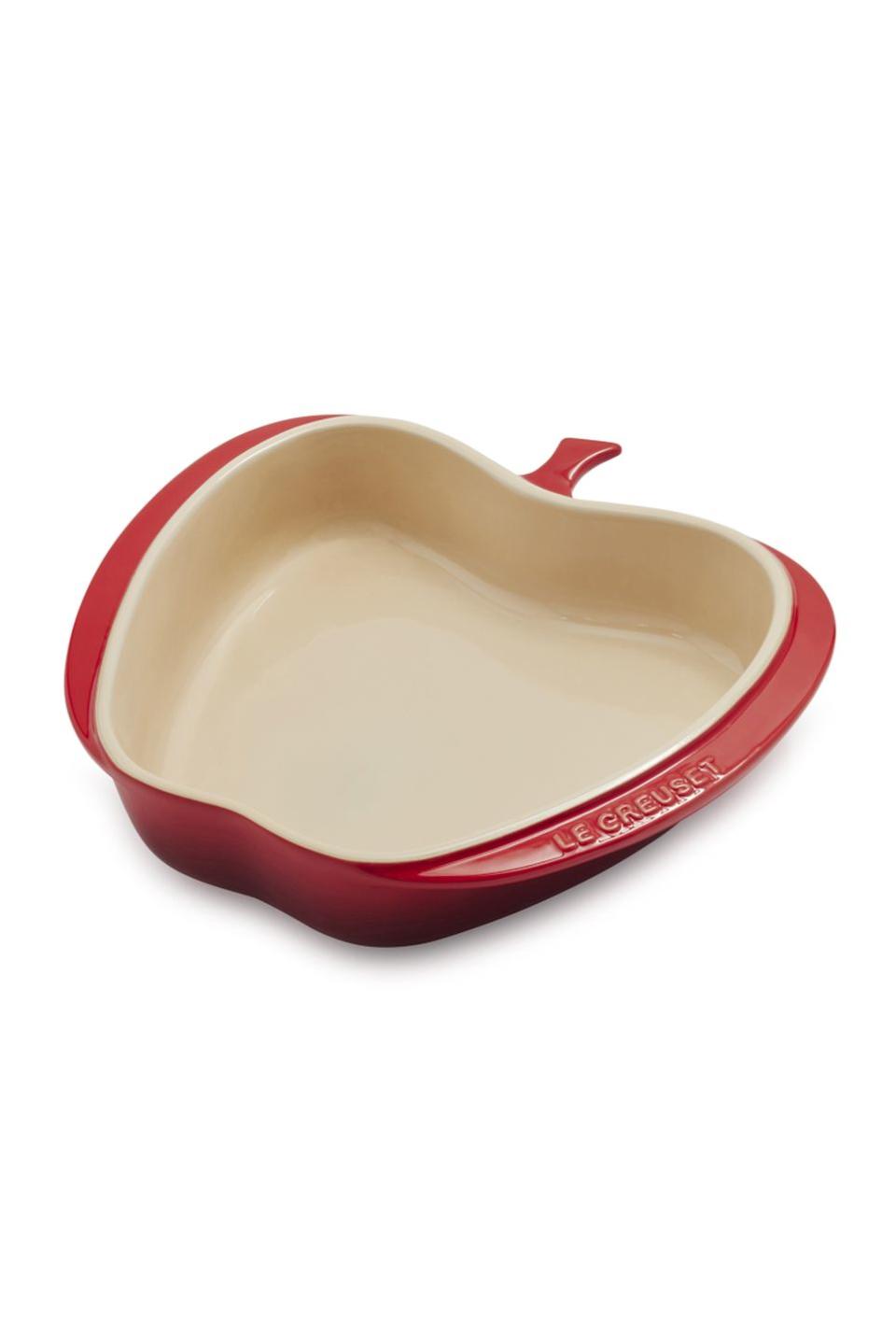 Le Creuset Apple Pie Dish