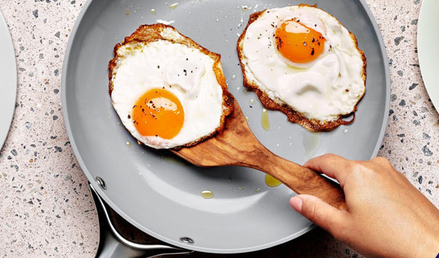 The 9 Best Pans for Eggs of 2023 - PureWow