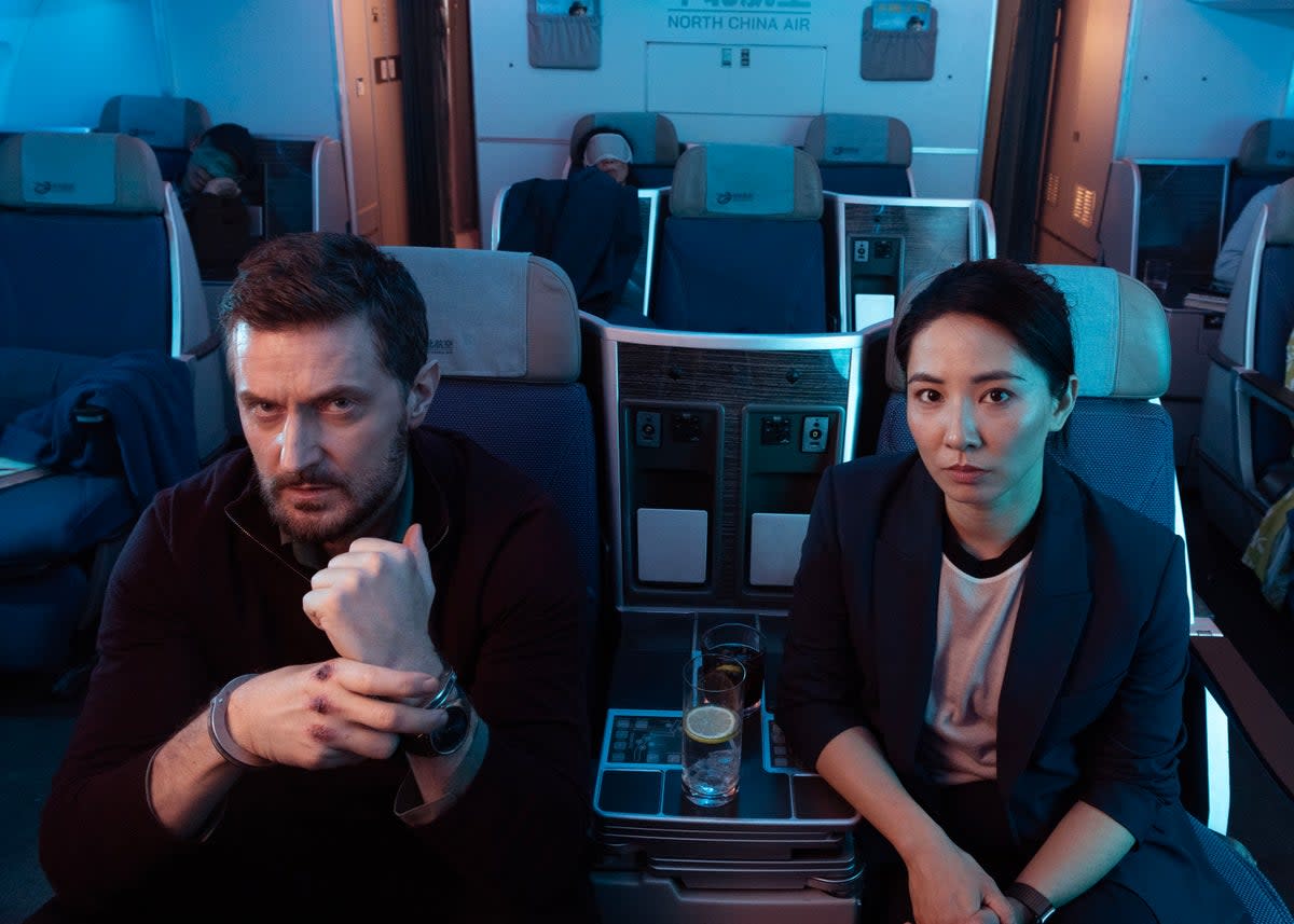 Richard Armitage and Jing Lusi in ‘Red Eye’ (©ITV)