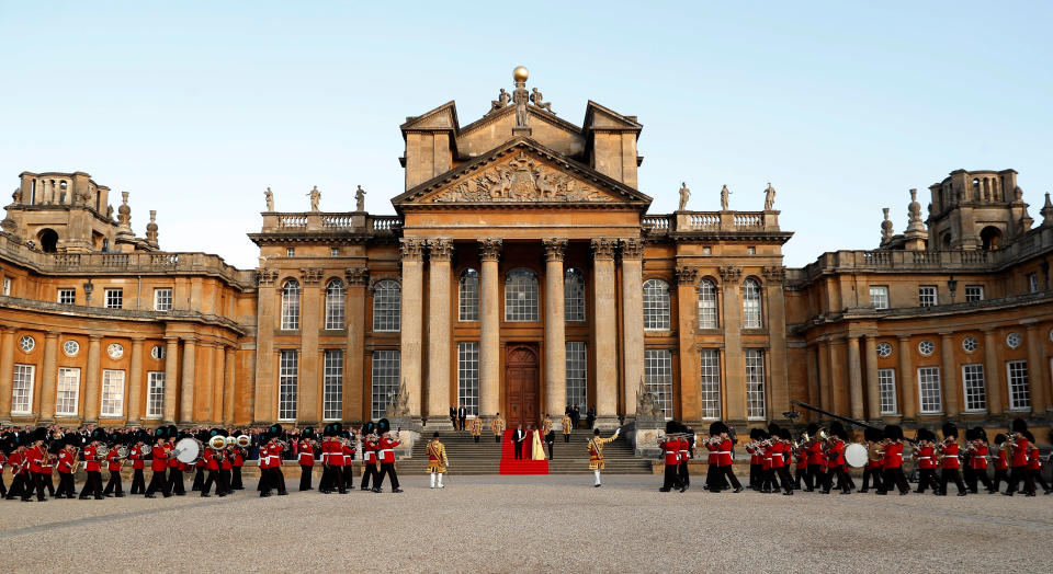 <p>British Prime Minister Theresa May and her husband Philip stand together with President Donald Trump and first lady Melania Trump at the entrance to Blenheim Palace, where they are attending a dinner with specially invited guests and business leaders, near Oxford, Britain, July 12, 2018. (Photo: Kevin Lamarque/Reuters) </p>