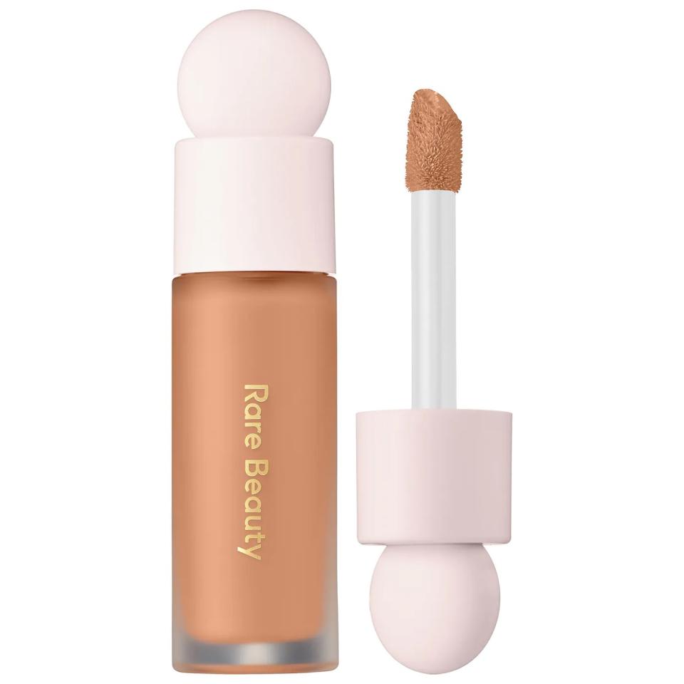 Rare Beauty Liquid Touch Brightening Concealer