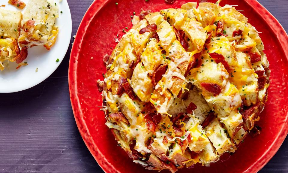 Cheesy Bacon Party Bread Is Your New Secret Weapon