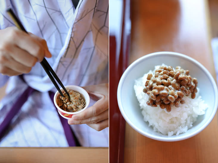 Stir the 'natto' well in its container before adding it to the rice.