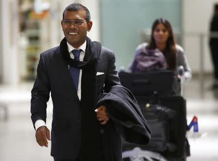 The deposed President of the Maldives Mohamed Nasheed arrives at Heathrow airport in London, January 21, 2016. REUTERS/Peter Nicholls