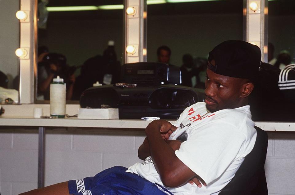 30 SEP 1994: PERNELL WHITAKER IN HIS DRESSING ROOM PRIOR TO HIS 12 ROUND DECISION WIN OVER JAMES “BUDDY” MCGIRT AT THE SCOPE ARENA IN NORFOLK, VIRGINIA. Mandatory Credit: Al Bello/ALLSPORT