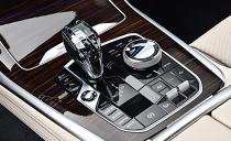 <p>Among the X7's more decadent touches: its shifter and other controls can be spec'd in glass. </p>