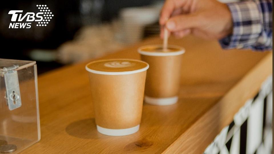 4大超商推出超強跨年咖啡優惠。（示意圖／達志影像路透社）