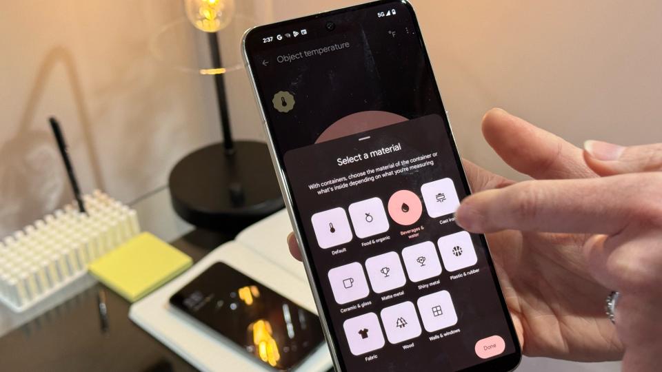 Google Pixel 8 Pro temperature sensor thermometer app