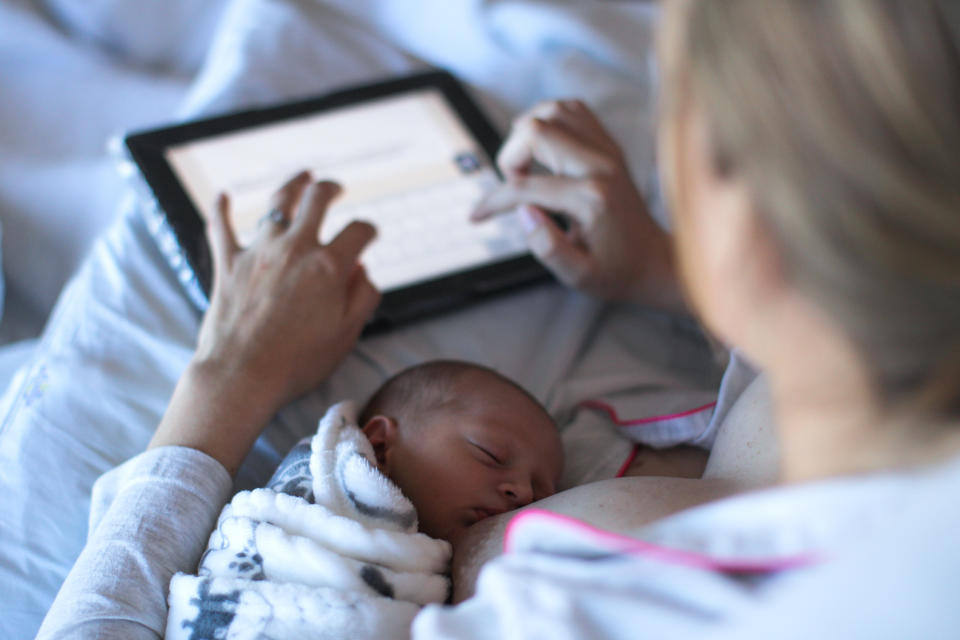 New statistics show half of mums feel pressure from social media. Photo: Getty