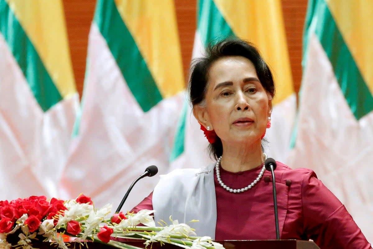  Aung San Suu Kyi  (REUTERS)