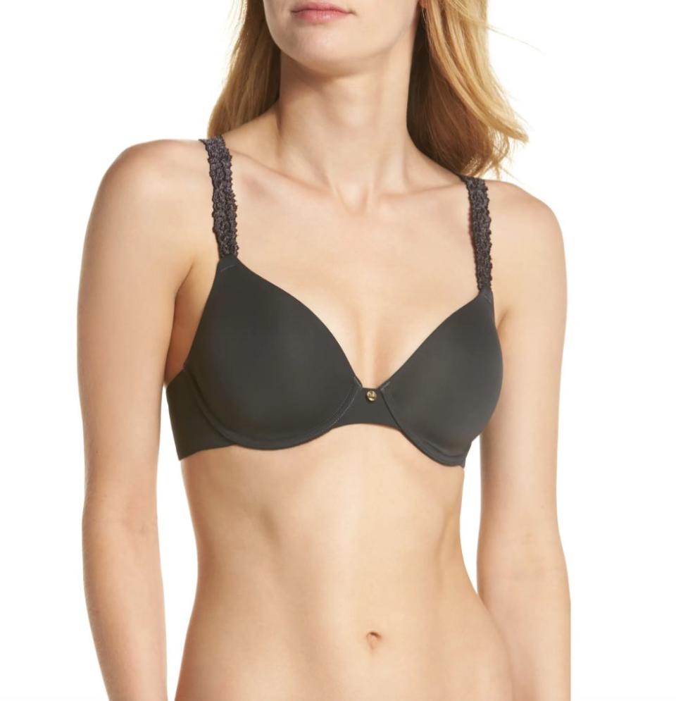 In the <a href="https://www.huffpost.com/entry/best-bralettes-for-working-from-home_l_5e8e0d61c5b6d88e4d8896e1" target="_blank" rel="noopener noreferrer">age of bralettes</a>, this bra has risen to the top of our list. It features molded foam cups and a two-ply band that's meant to make it comfortable to wear all day. Oh, and it has over 1,000 reviews. <a href="https://fave.co/2THyGZT" target="_blank" rel="noopener noreferrer">Find it for $72 at Nordstrom</a>.