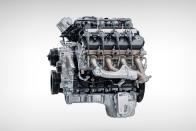 <p>2023 Ford Super Duty 6.8-liter V-8 engine</p>