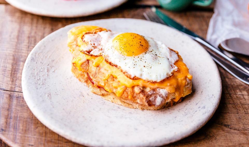 <div><p>"Former chef here. Some of the simplest dishes are the most annoying. I always hated working breakfast rushes; people are very particular about eggs, and it's very easy to accidentally break a yolk."</p><p>—<a href="https://www.reddit.com/user/lennoxmatt_819/" rel="nofollow noopener" target="_blank" data-ylk="slk:u/lennoxmatt_819;elm:context_link;itc:0;sec:content-canvas" class="link ">u/lennoxmatt_819</a></p></div><span> Alexander Spatari / Getty Images</span>
