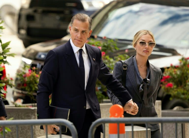 Hunter Biden, son of US President Joe Biden, arrives in court with his wife Melissa Cohen Biden (RYAN COLLERD)