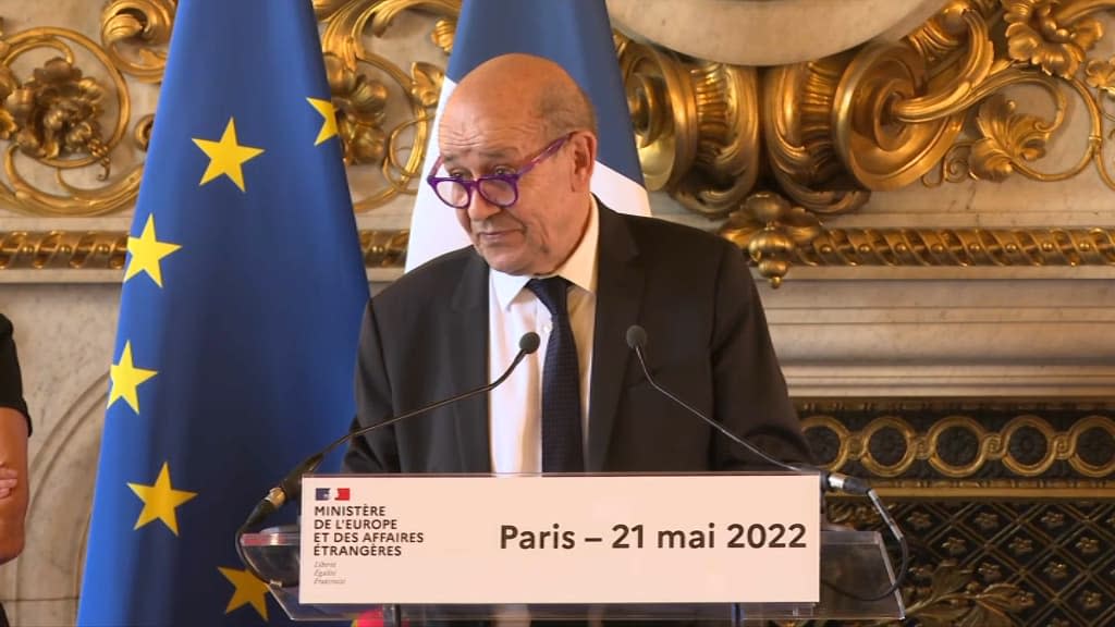 Jean-Yves Le Drian, au moment de quitter le Quai d'Orsay, samedi 21 mai 2022 - BFMTV